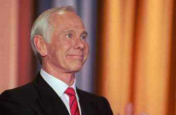 Πέθανε ο θρυλικός Αμερικανός τηλεπαρουσιαστής Τζόνι Κάρσον