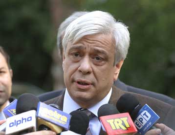 Ο «βασικός μέτοχος» δεν στρέφεται εναντίον κανενός, δήλωσε ο Προκόπης Παυλόπουλος