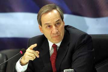 Στο 10% του ΑΕΠ εκτινάχθηκε το ταμειακό έλλειμμα το 2004