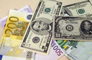 Αυξάνονται τα αποθέματα των κεντρικών τραπεζών σε ευρώ