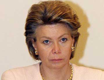 Προειδοποιητικό καμπανάκι της Κομισιόν για τον «βασικό μέτοχο»