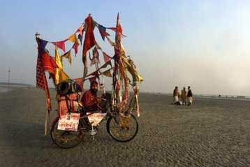 Τραγωδία με ινδουιστές προσκυνητές στη δυτική Ινδία