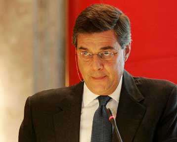 Κεντρική στρατηγική η σύμπραξη δημόσιου-ιδιωτικού τομέα στα έργα, λέει ο Τ.Αράπογλου