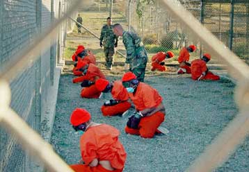 Επέστρεψαν στο Λονδίνο οι τελευταίοι Βρετανοί κρατούμενοι από το Γκουαντάναμο