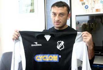 Πήρε τον Αρμένιο Ρόμικ Χατσατριάν ο ΟΦΗ, συζητά με τον Κώστα Κιάσσο