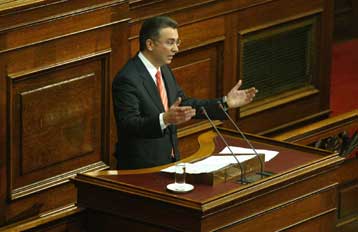 Την Πέμπτη η συνάντηση Ρουσόπουλου με τις δημοσιογραφικές ενώσεις για τις λίστες