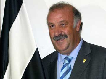 Η Μπεσίκτας απέλυσε τον Ντελ Μπόσκε και προσλαμβάνει τον Καλιμπάι