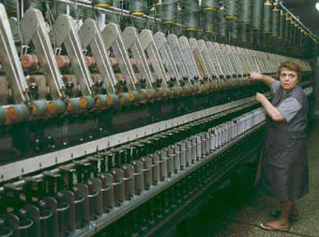 Επιτροπή για τη στήριξη της κλωστοϋφαντουργίας συγκρότησε η κυβέρνηση