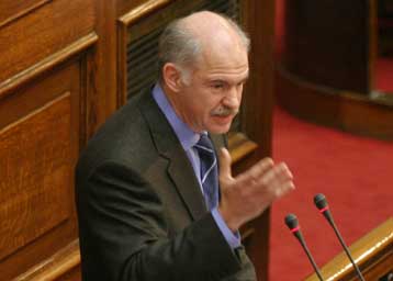 Για εμπαιγμό των αγροτών κατηγόρησε ο Γιώργος Παπανδρέου την κυβέρνηση