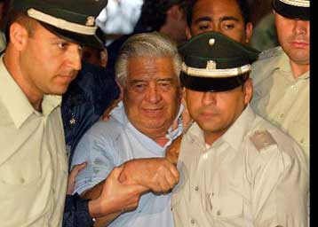 Στη φυλακή οδηγήθηκε ο αρχηγός της μυστικής αστυνομίας του Πινοτσέτ