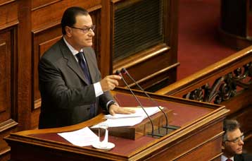 Επιτροπή τεχνοκρατών για το ασφαλιστικό προτείνει ο υπουργός Απασχόλησης