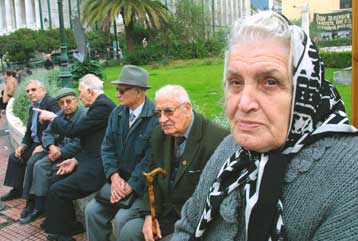 Ανοίγει έως την Ανοιξη το ασφαλιστικό – Επί τάπητος τα όρια ηλικίας των συντάξεων