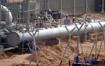 Σε σταθερά επίπεδα διατηρεί ο ΟΠΕΚ την παραγωγή πετρελαίου