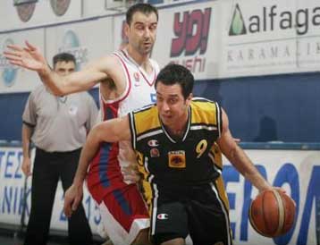 Επέστρεψε στις νίκες ο Πανιώνιος, 89-81 την ΑΕΚ στην αυλαία της 14ης ημέρας