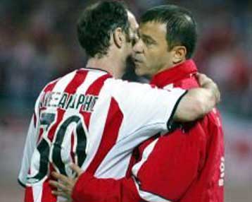 Υποψήφιος αντικαταστάτης του Γκέκα στην Καλλιθέα ο Αλεξανδρής