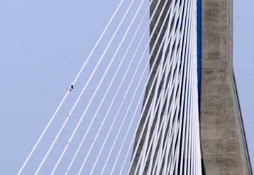 Ανοίγει από την Τρίτη, με περιορισμούς, η γέφυρα Ρίου – Αντιρρίου