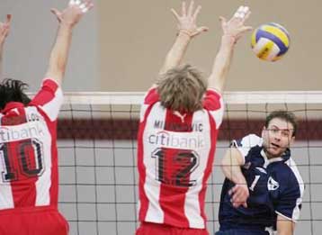 Ο Ολυμπιακός νίκησε 3-0 σετ τον Εθνικό Αλεξανδρούπολης-Ετοιμοπόλεμος ο «Χασίντο»