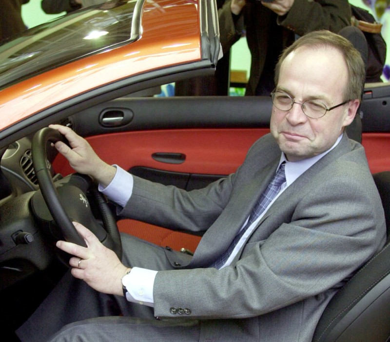 Νέες προοπτικές για τη συνεργασία Peugeot-Mitsubishi