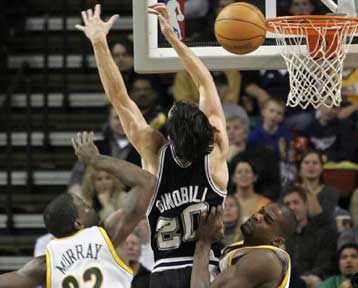 Εντός έδρας ήττα για τους Σουπερσόνικς από τους Σαν Αντόνιο Σπερς