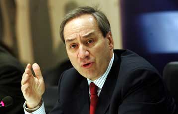 Ηλεκτρονικό δίχτυ από τις ΔΟΥ για την περιστολή της φοροδιαφυγής των επιχειρήσεων