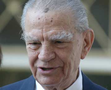 Απεβίωσε ο πατέρας του πρωθυπουργού Αλέξανδρος Καραμανλής