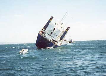 Βυθίστηκε φορτηγό πλοίο με Έλληνα πλοίαρχο και εξαμελές πλήρωμα αλλοδαπών