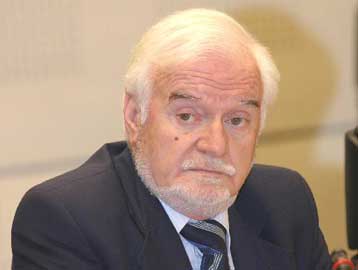 Πληθώρα παραβάσεων στην αγορά τροφίμων κατέγραψε ο ΕΦΕΤ το 2004