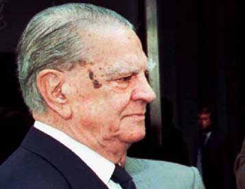 Τελευταίο αντίο στον Αλέκο Καραμανλή το μεσημέρι της Παρασκευής