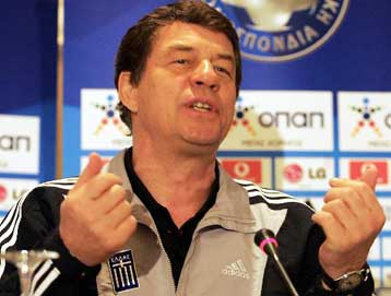 Αναδρομή του EURO 2004 από τον Ρεχάγκελ με δόση αυτοκριτικής