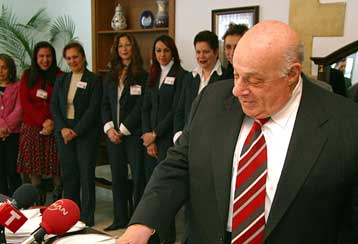 Απερίφραστα πλέον ο Ντενκτάς, εξηγεί τους πραγματικούς λόγους της εισβολής