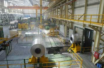 Επιδεινώθηκε η αποβιομηχάνιση της χώρας και η ασφυξία στην αγορά το 2004