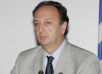 Κινητοποίηση στα υπουργεία Υγείας και Παιδείας για κρούσμα μηνιγγίτιδας σε μαθήτρια