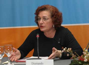 Καταλυτικές οι εξελίξεις στην Παιδεία παρά τις συντηρητικές φωνές, λέει η Μ.Γιαννάκου