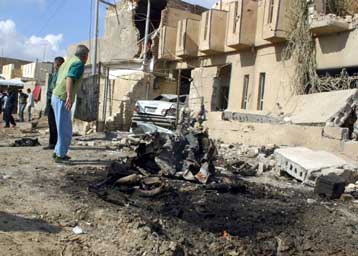 Τουλάχιστον 27 νεκροί από επιθέσεις ανταρτών με παγιδευμένα οχήματα στο Ιράκ