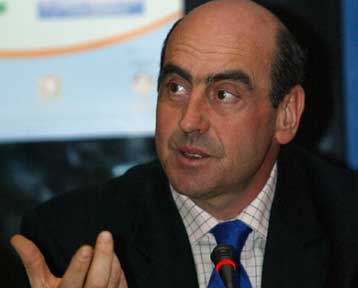 Δεν αποκλείει να κρύβονται τρομοκράτες πίσω από τη δολοφονία Αμανατίδη ο Βουλγαράκης