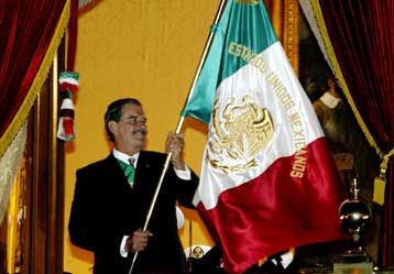 Στο στόχαστρο των εμπόρων ναρκωτικών ο πρόεδρος του Μεξικού