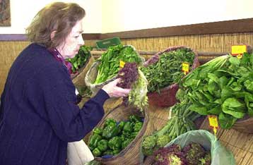 Η θερμοκρασία πέφτει, οι τιμές στα οπωροκηπευτικά ανεβαίνουν