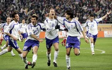 Στον δρόμο για την Γερμανία παραμένει η εθνική μας, 2-1 την Δανία