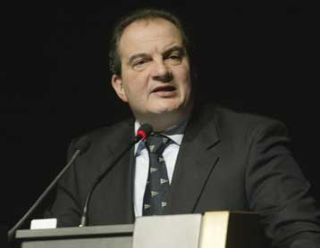 Ενεργή συμμετοχή των πολιτών στο διάλογο για το Ευρωσύνταγμα ζήτησε ο πρωθυπουργός