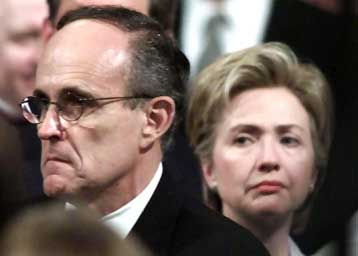 Χίλαρι Κλίντον και Ρ.Τζουλιάνι δημοφιλέστεροι αντίπαλοι για το Λευκό Οίκο το 2008