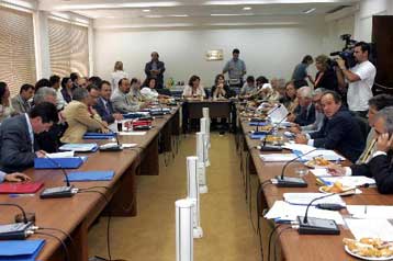 Στο τραπέζι της Εθνικής Επιτροπής Απασχόλησης οι εργασιακές σχέσεις