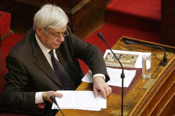 «Πέρασε» από τη Βουλή το νομοσχέδιο για τις προσλήψεις στο Δημόσιο