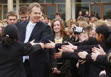 Πρόγραμμα έξι σημείων ανακοίνωσε ο Τόνι Μπλερ εν όψει των γενικών εκλογών