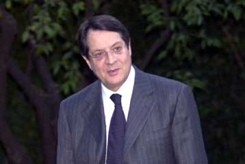 Με τον Τούρκο πρωθυπουργό συναντήθηκε ο πρόεδρος του ΔΗΣΥ Νίκος Αναστασιάδης