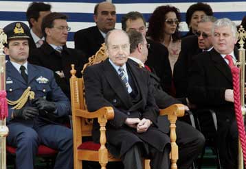 «Η Δημοκρατία έχει τη δυνατότητα της αυτοκάθαρσης» τόνισε ο Κωστής Στεφανόπουλος