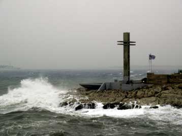 Επιδείνωση του καιρού από την Τρίτη με ισχυρές καταιγίδες και θυελλώδεις ανέμους