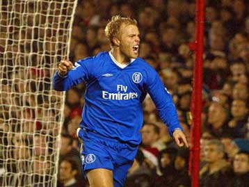 Πρόστιμο από Μουρίνιο και απώλεια διπλώματος για τον Γκούντγιονσεν