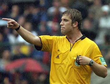 Διευκρινίσεις ζήτησε η ΕΠΟ σχετικά με το σκάνδαλο Χόιζερ και την πιθανή εμπλοκή της Ελλάδας