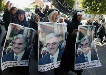 Επίθεση αυτοκτονίας προκάλεσε το θάνατο του Χαρίρι, εκτιμά η Βηρυτός