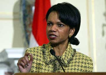 Σαφής προειδοποίηση της Κοντολίζα Ράις προς τη Συρία για το ρόλο της στο Λίβανο